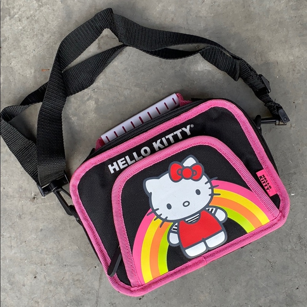 Vintage Hello Kitty Lunch Box / Purse